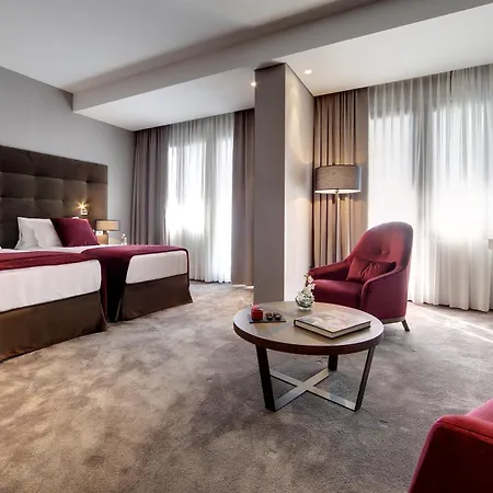 Отель Grand Campione 5*